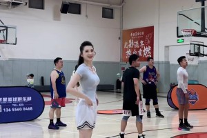 越来越多的篮球女网红出现，球技倒是都不假👍